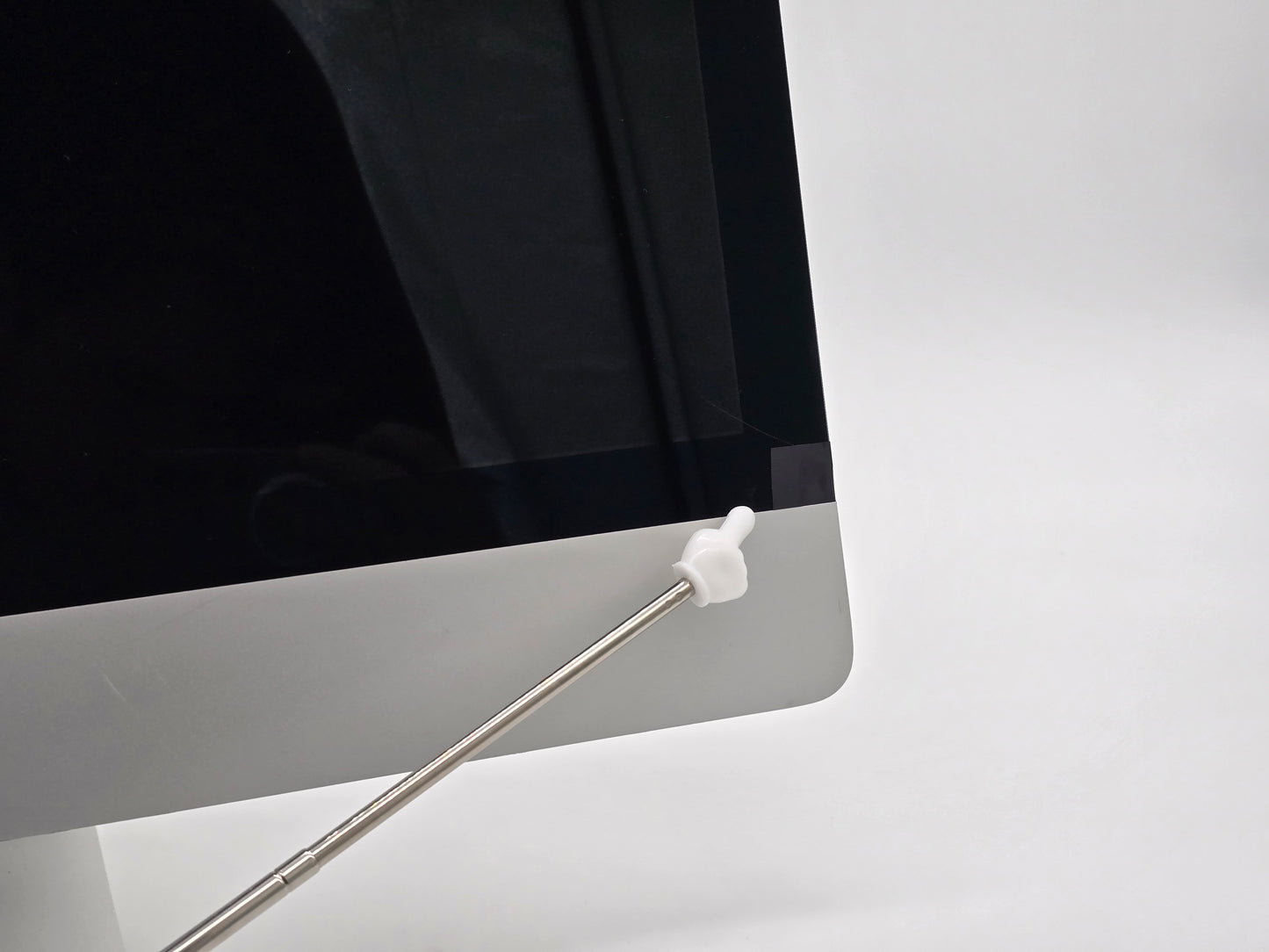 Apple iMac 27" | i5 3.3 GHz | 32GB | 500GB SSD | Major Chip Bottom-Right